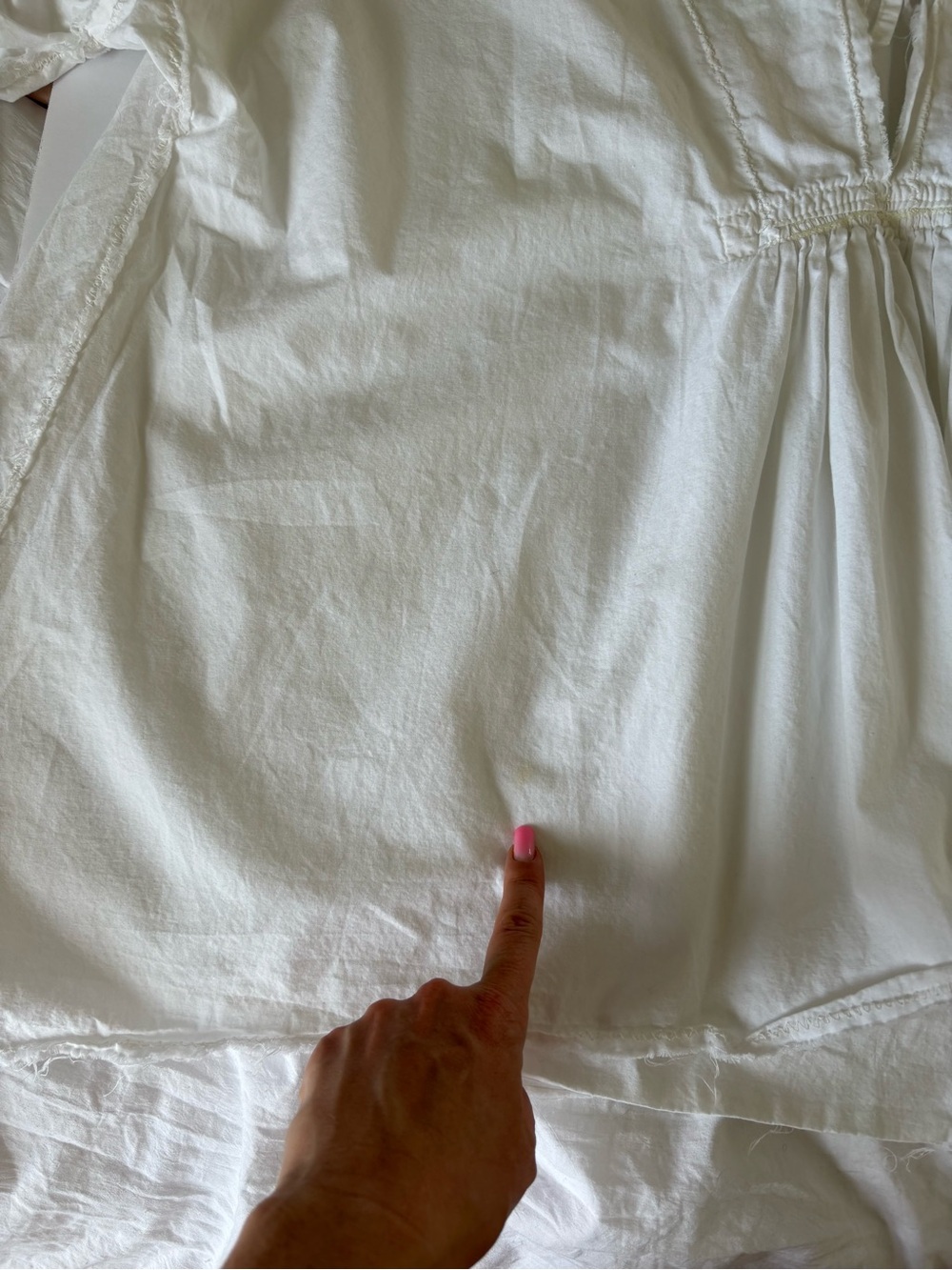 Magnolia Pearl White Lily Minnie Peasant Blouse Empire Waist Shirring Raw Edge - Picture 6 of 8